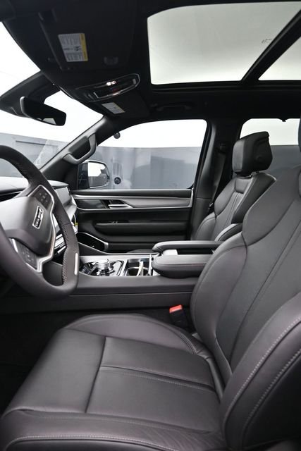 New 2026 White Jeep Limited Reserve image 10