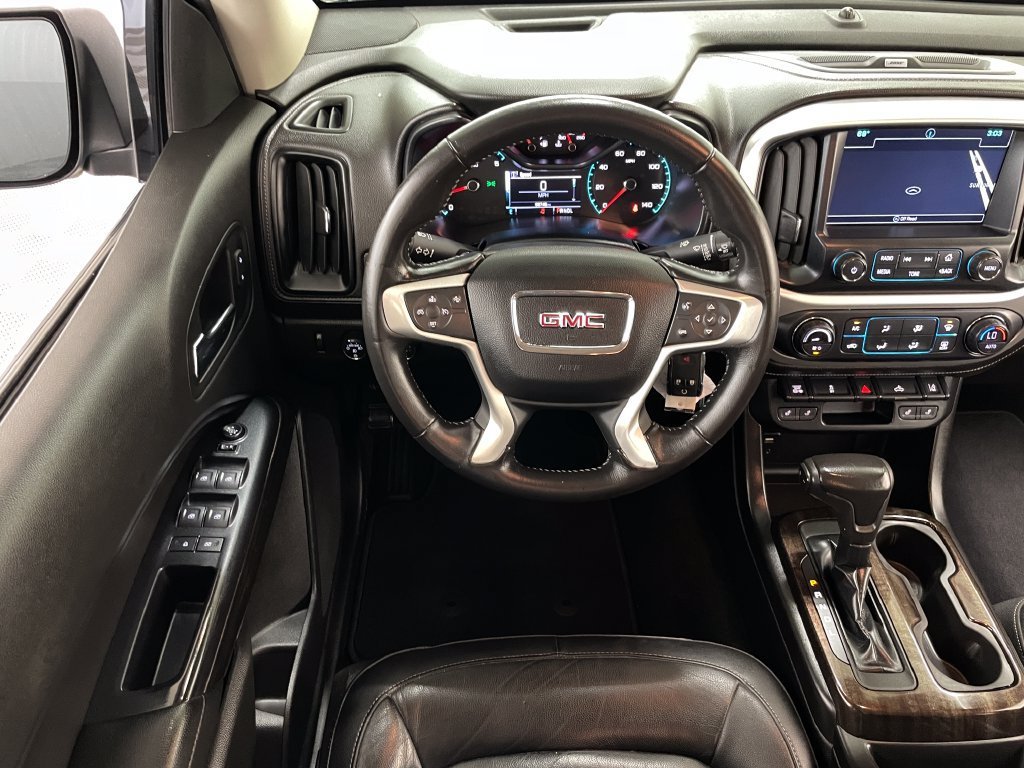 Used 2017 DARK SLATE METALLIC GMC 4WD SLT image 22