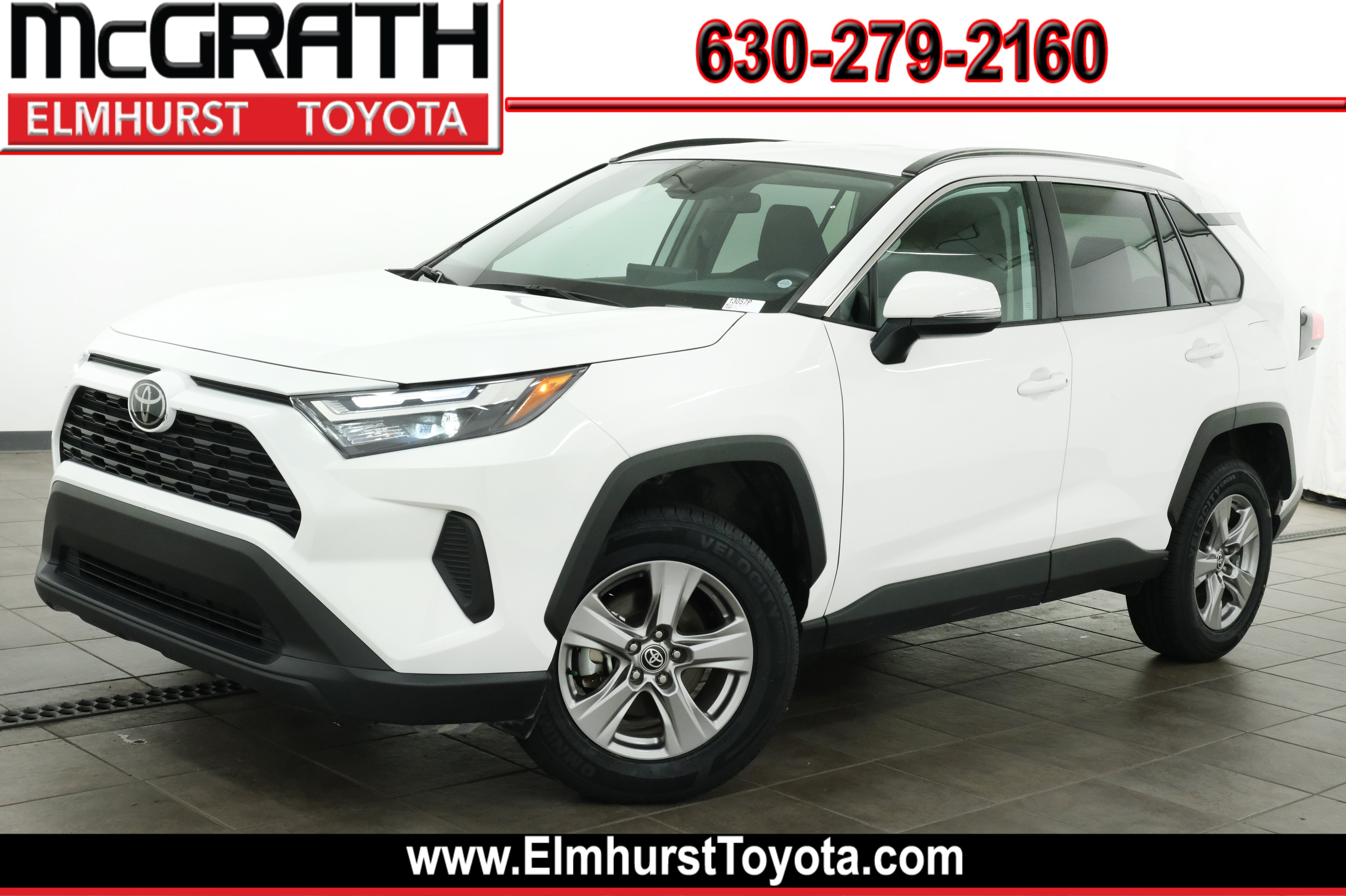 Certified Used 2025 Ice Cap Toyota XLE image 1
