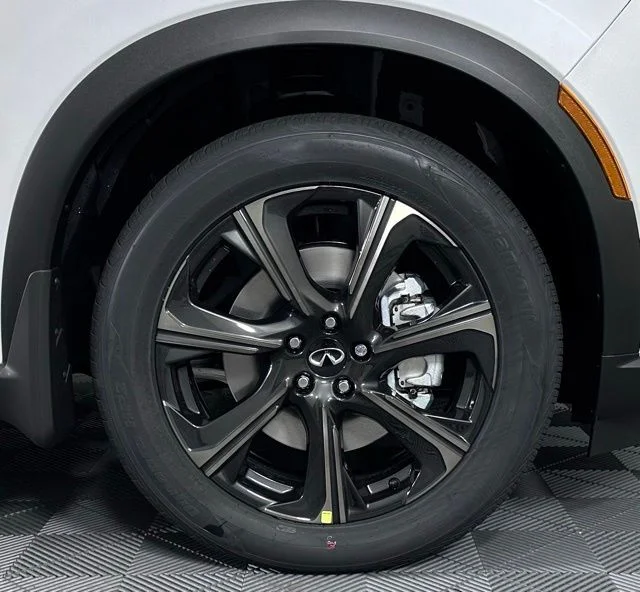 New 2027  INFINITI Autograph image 9