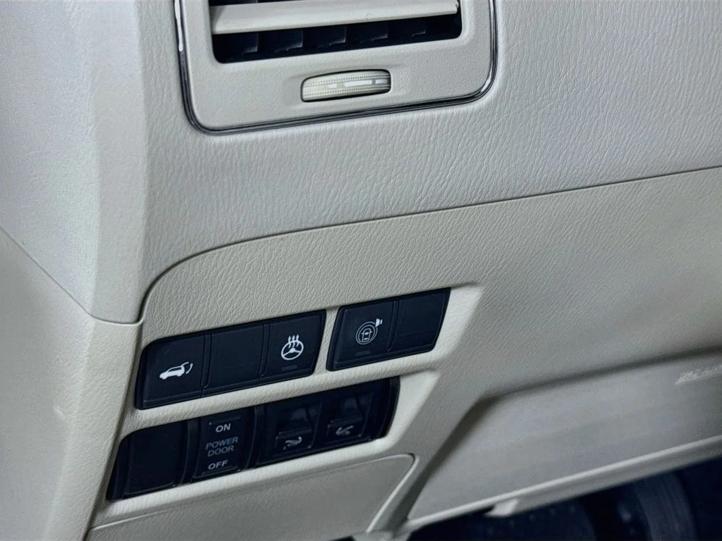 Certified Used 2022 Blue INFINITI Sensory image 12