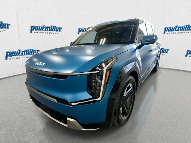 Certified Used 2024 Ocean Blue Kia Land image 1