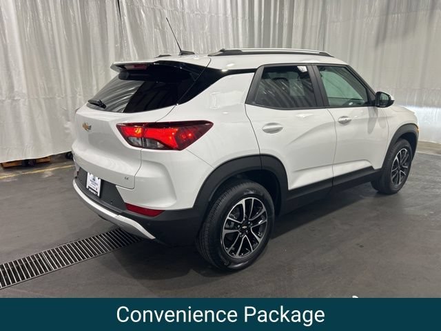 New 2026 Summit White Chevrolet LT image 3