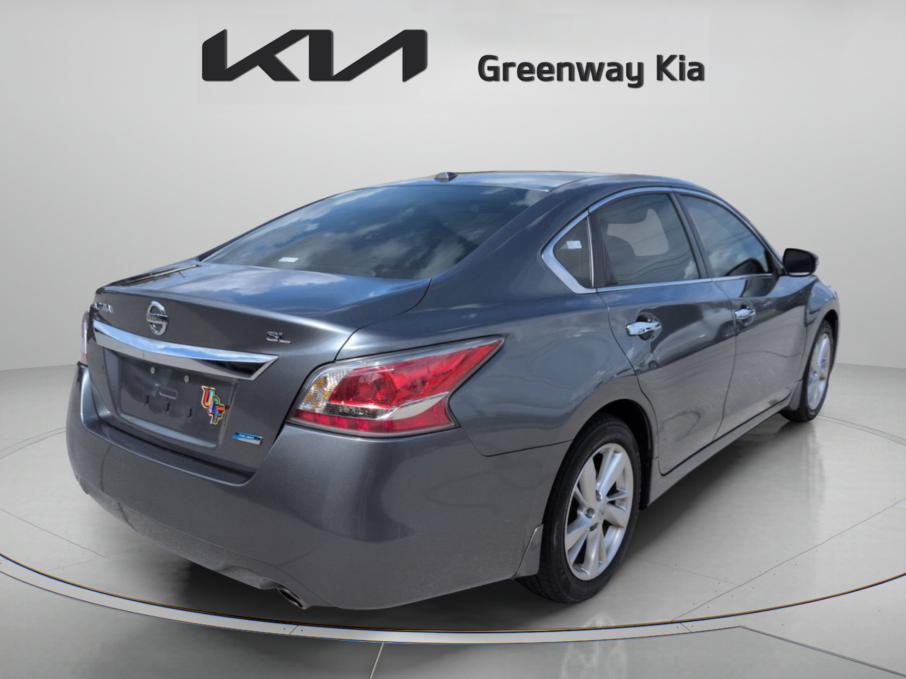 Used 2014 Gun Metallic Nissan 2.5 SL image 6