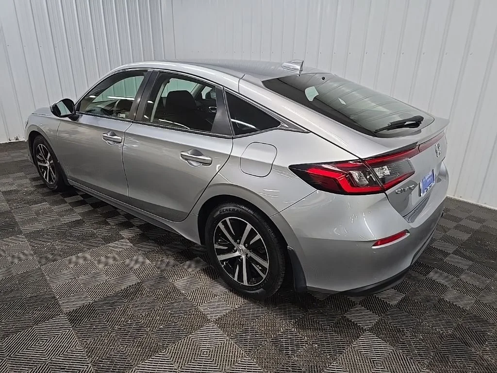 Used 2024 Crystal Black Pearl Honda LX image 9