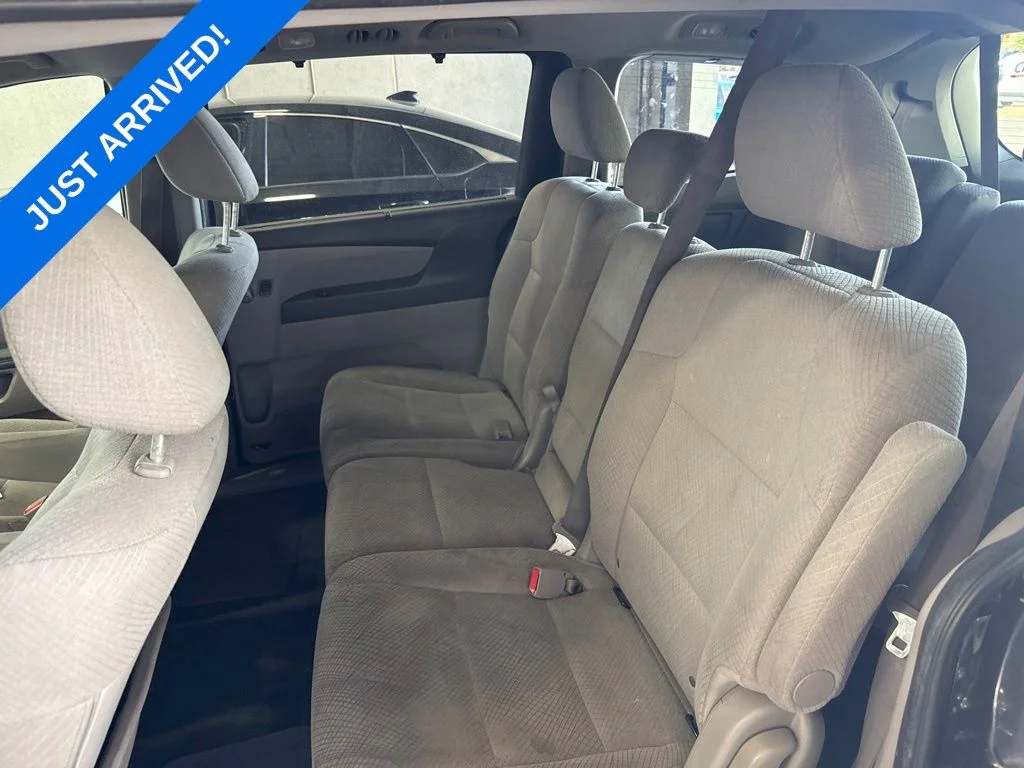 Used 2015 Modern Steel Metallic Honda EX image 5