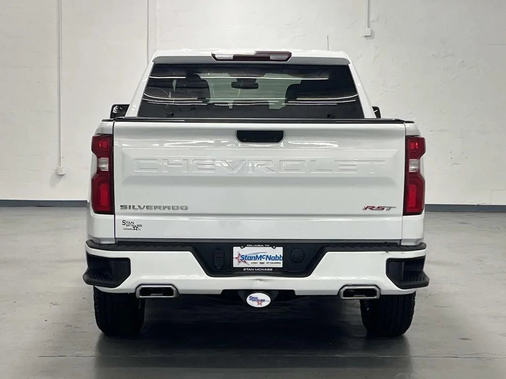 Used 2023 Summit White Chevrolet RST image 7