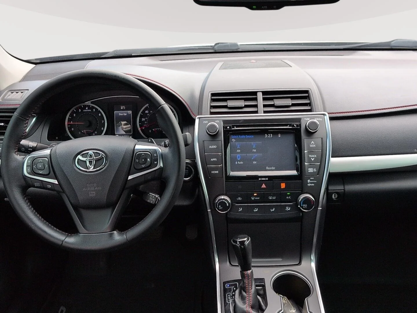 Used 2017 Predawn Gray Mica Toyota SE image 10