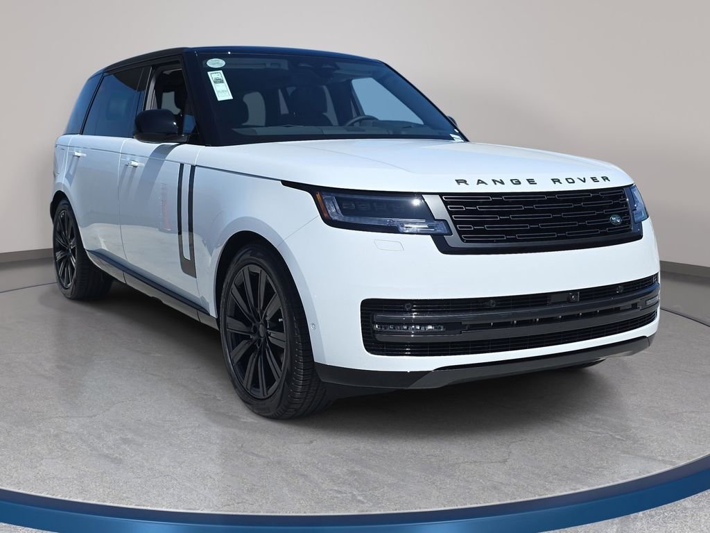 New 2026 Fuji White Land Rover SE LWB image 3
