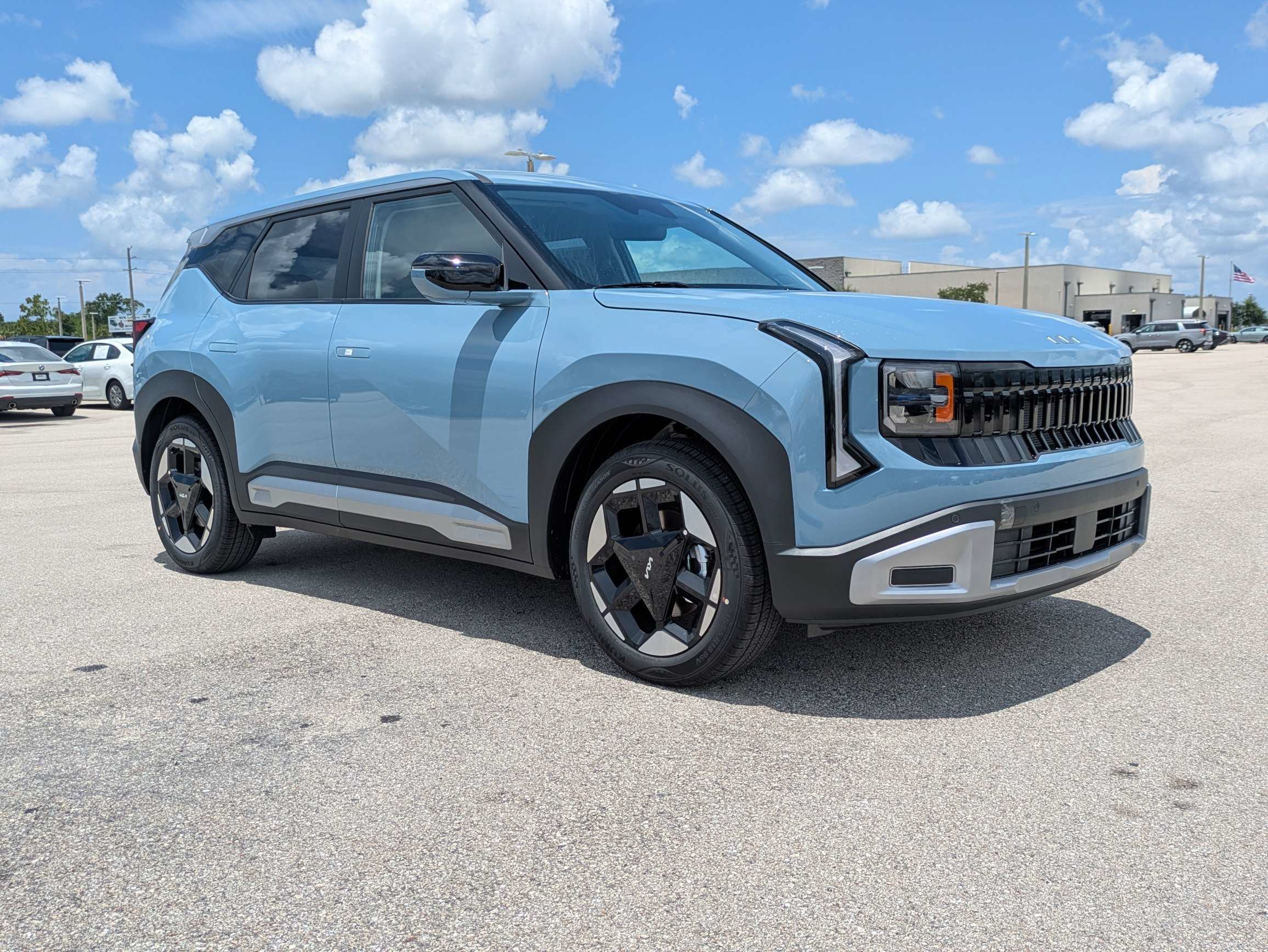 New 2027 Frost Blue Kia S image 2
