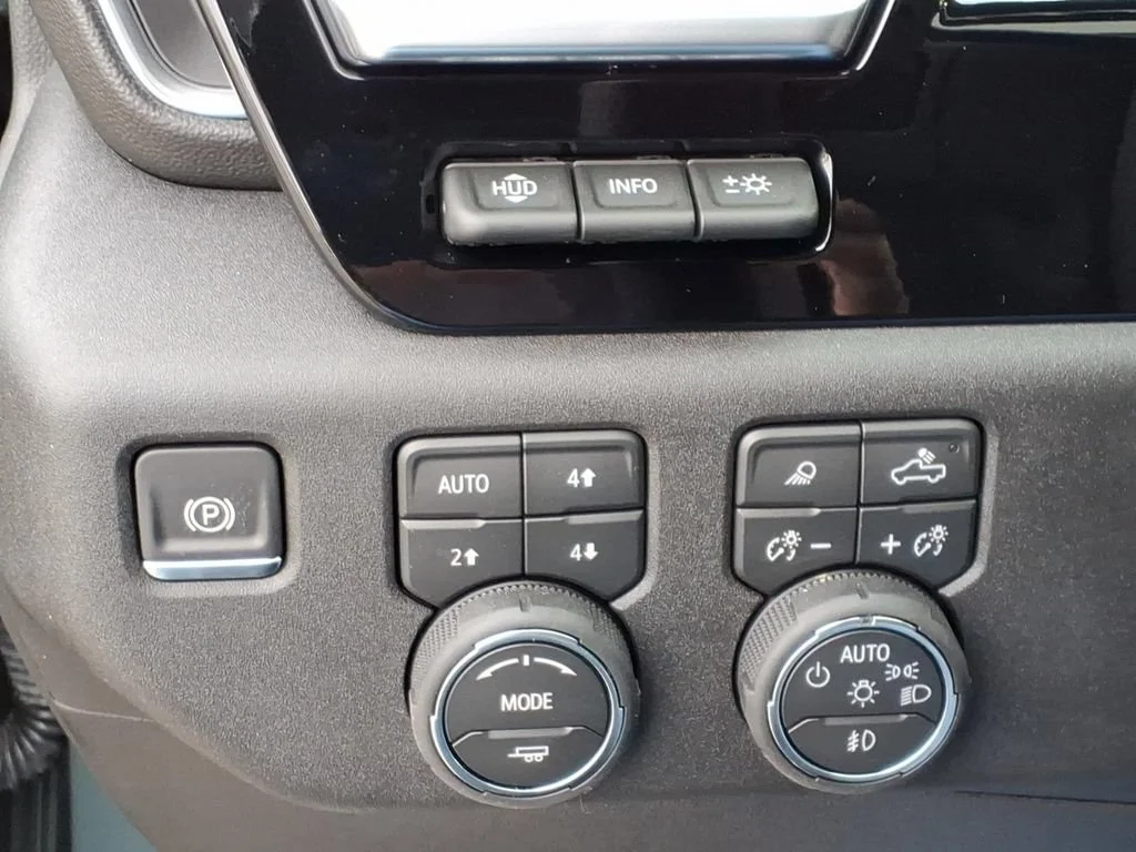 2026 Chevrolet Silverado 2500 HD LTZ - Photo 10