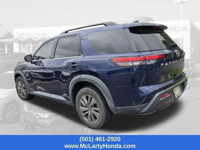 Used 2022 Blue Nissan SV image 4