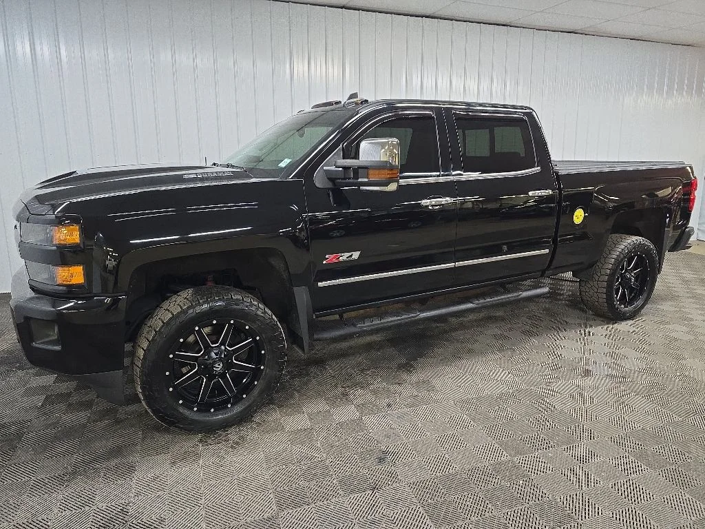 Used 2017 Black Chevrolet LTZ image 7