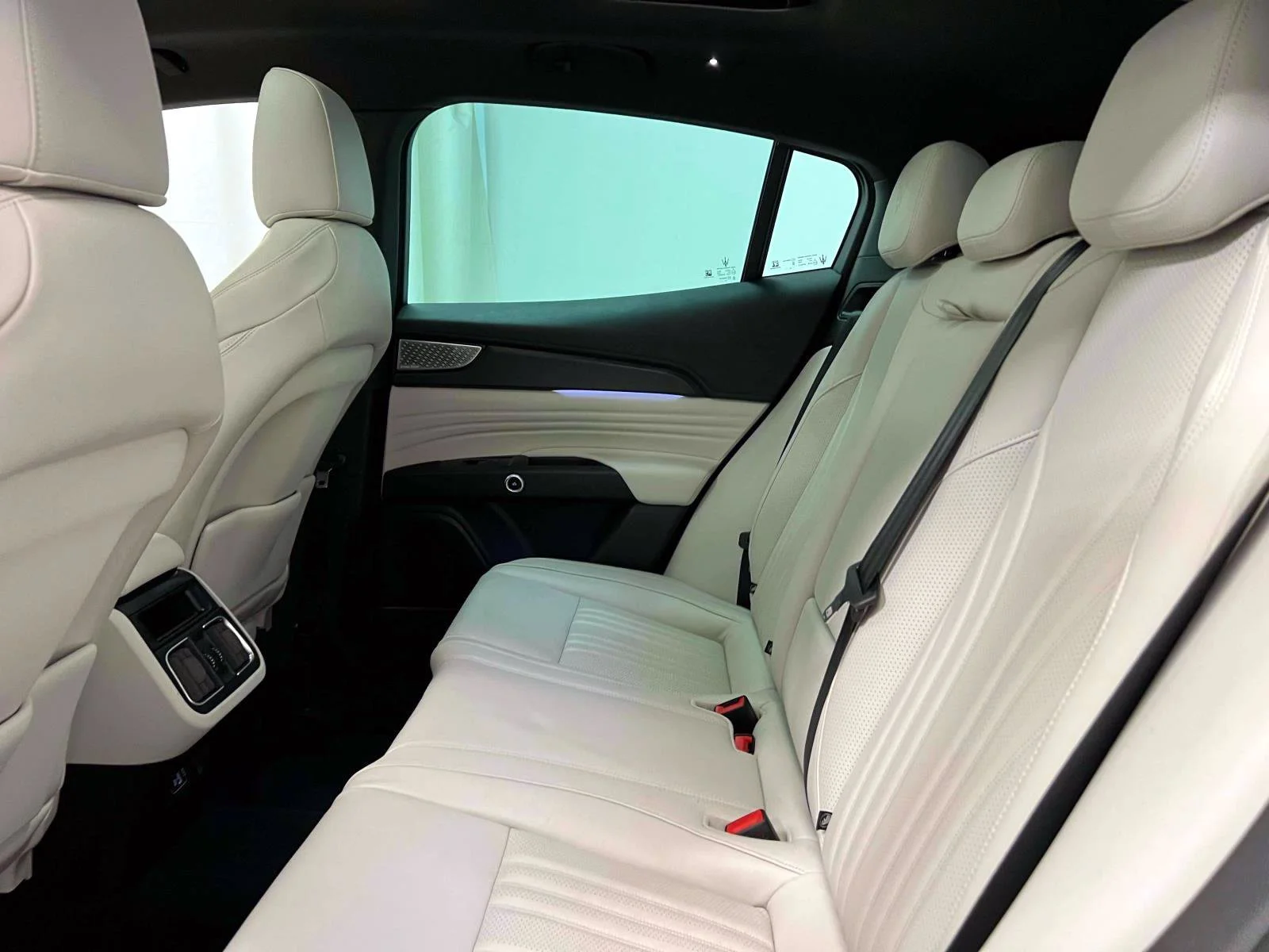 Used 2023 Blue Maserati Modena image 12