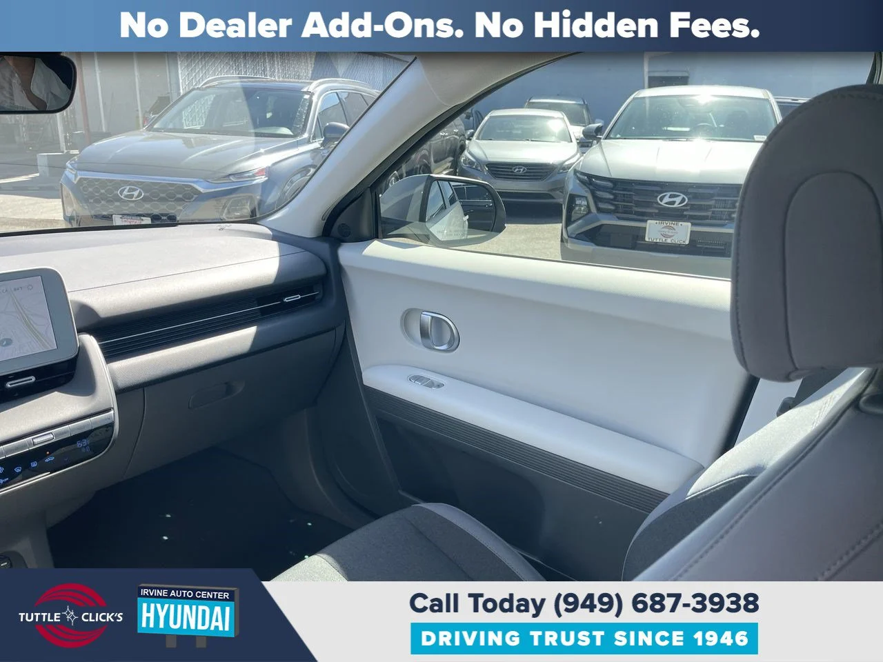 Used 2024 CYBER GRAY HYUNDAI SEL image 3