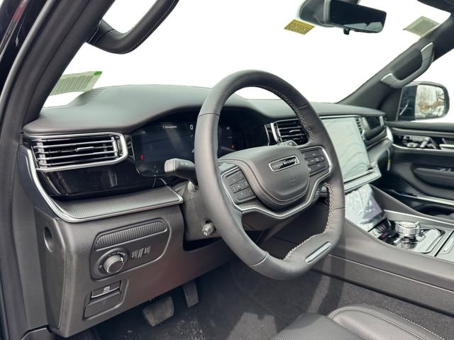 New 2026 High Gloss Black Jeep Summit Obsidian image 10