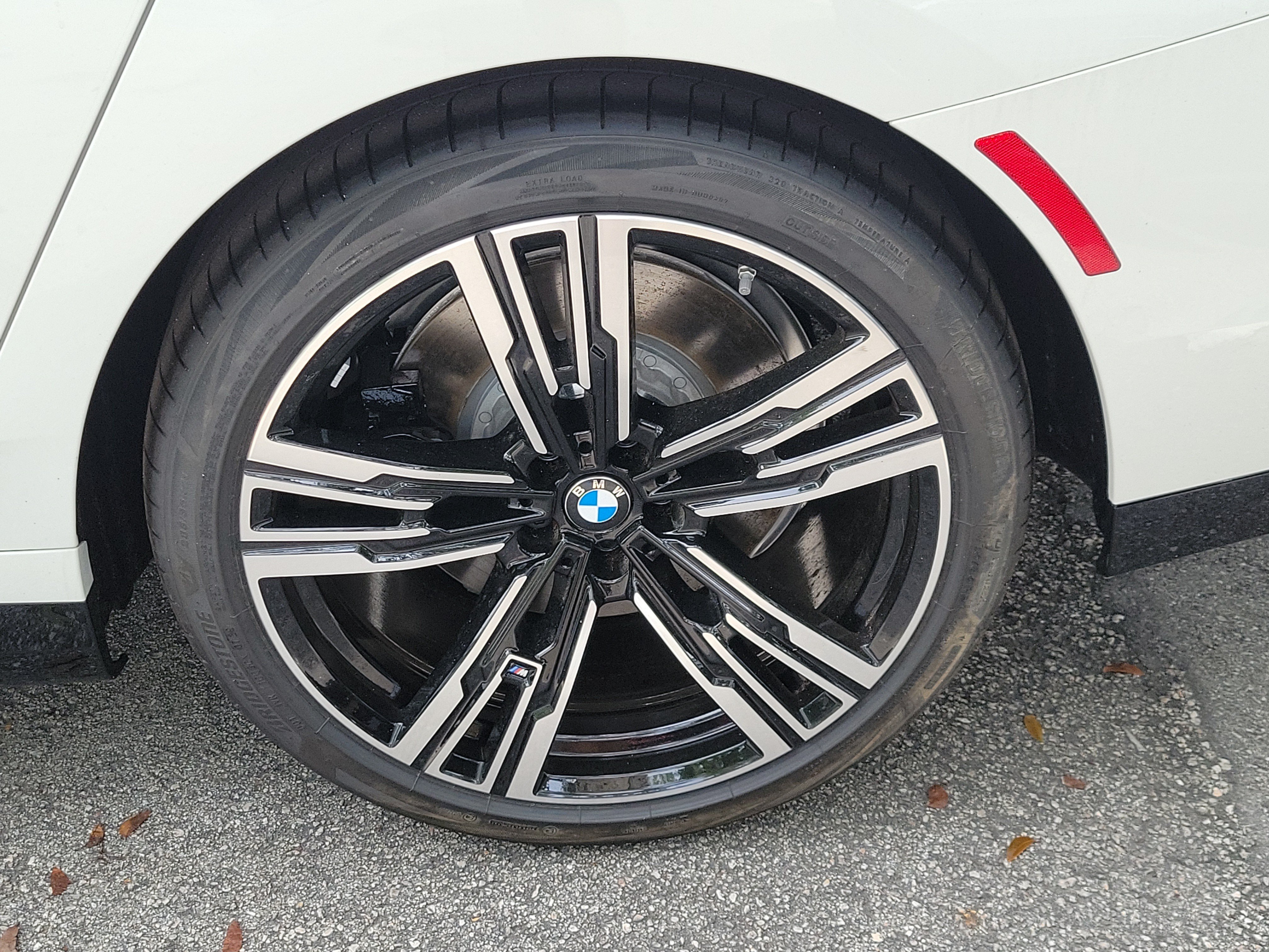 New 2026 Alpine White BMW 740i image 5