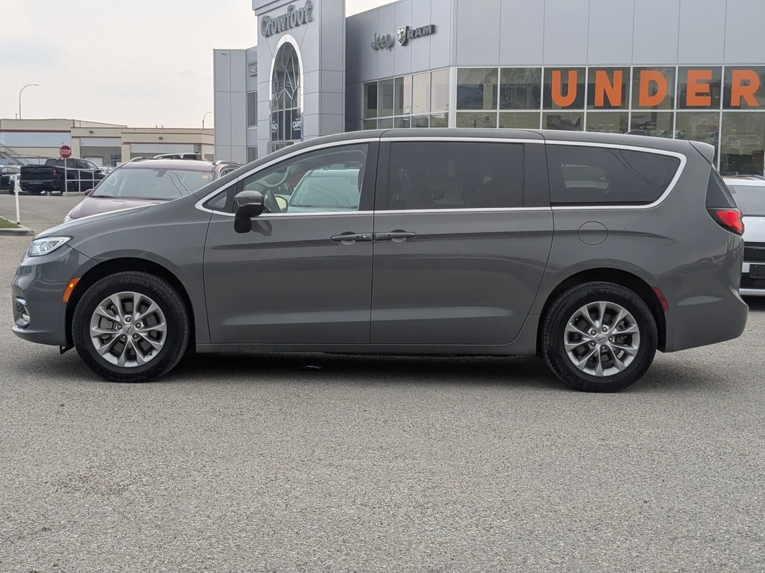 Certified Used 2023 Grey Chrysler Touring L - - AWD - Caprice Leather - Heated Seats & Wheel - Blind Spot & More! image 5