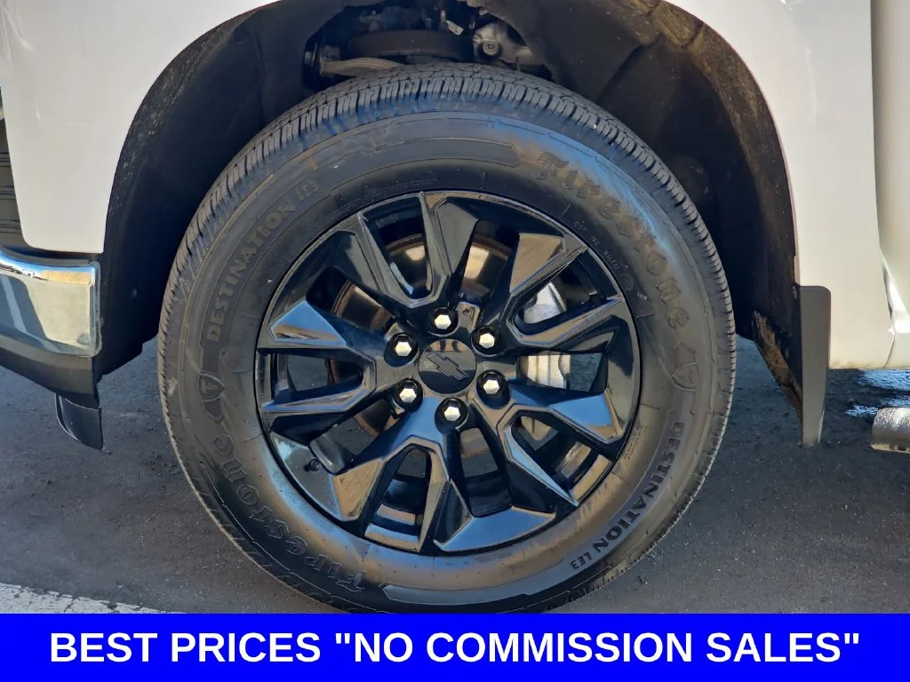 Used 2019 White Chevrolet LT image 35