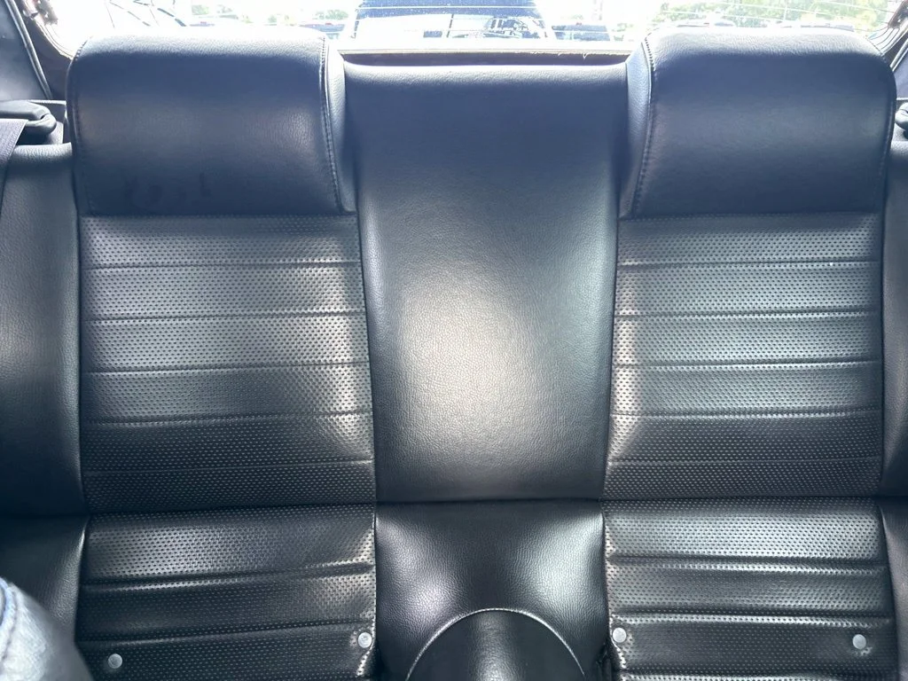 Used 2006 Black Clearcoat Ford  image 33