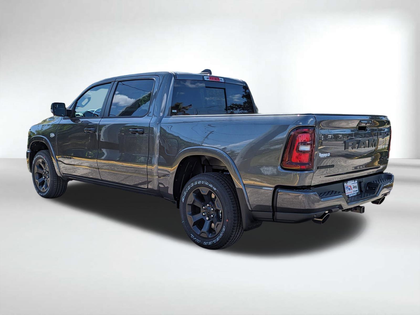 New 2026 Granite Crystal Metallic Clear-Coat Exterior Paint RAM Big Horn/Lone Star image 6