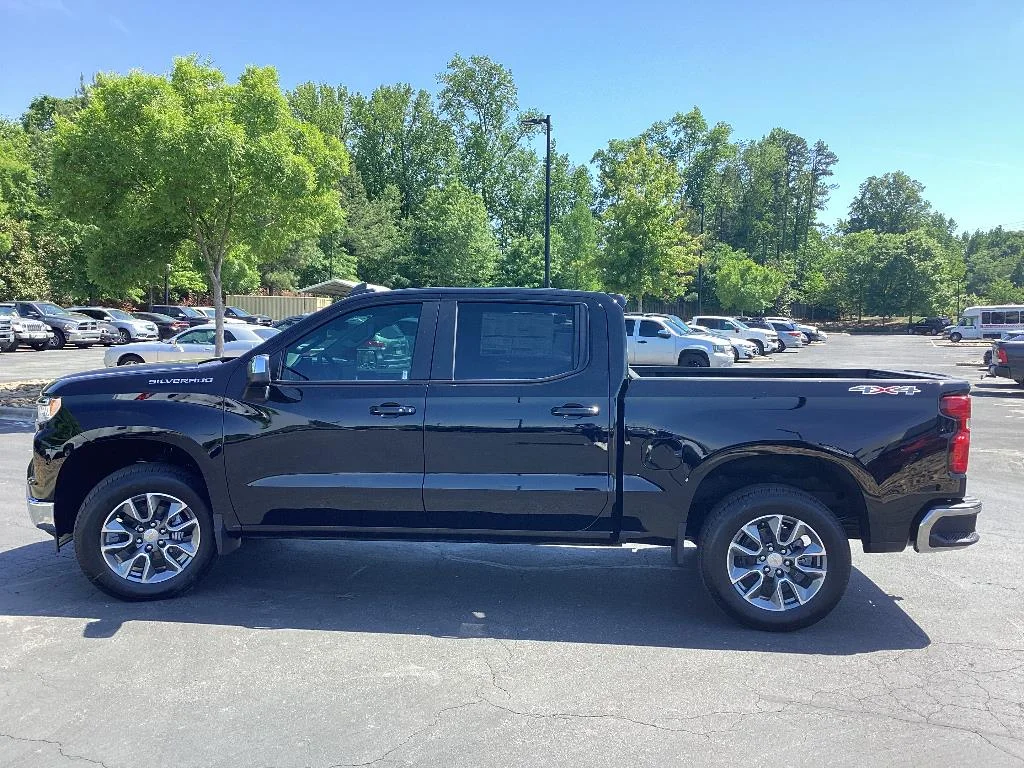 New 2026 Black Chevrolet LT image 7