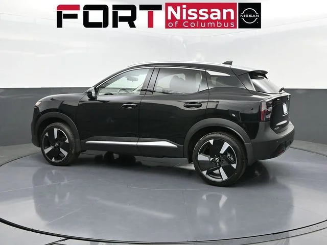 Used 2025 Black Nissan SR image 4