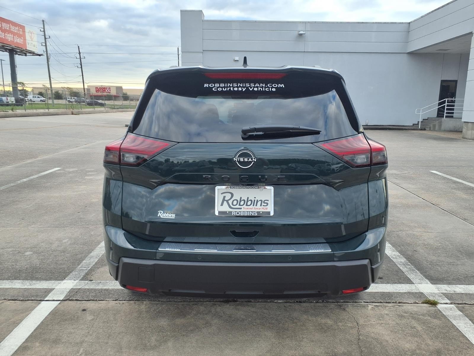 2026 Nissan Rogue photo 7 of 28