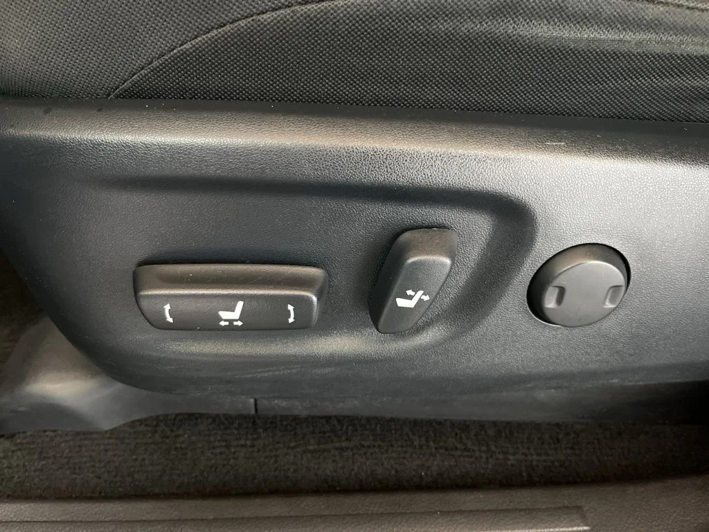 Used 2020 Gray Toyota SR5 image 22