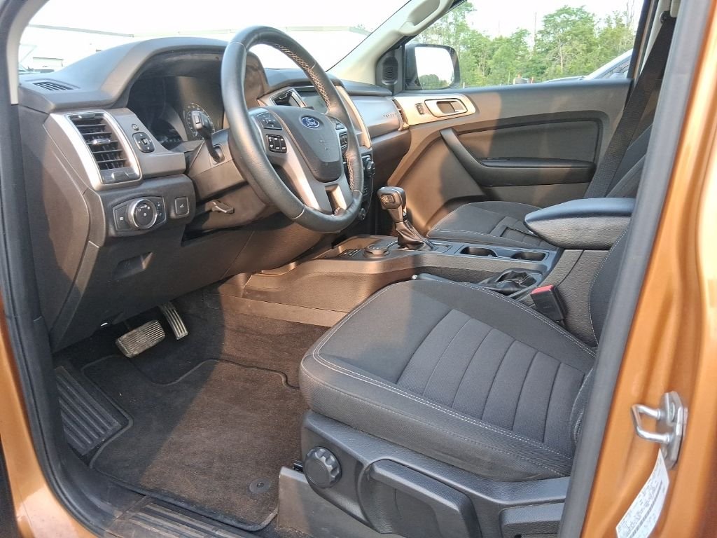 Used 2019 Saber Metallic Ford XLT image 7