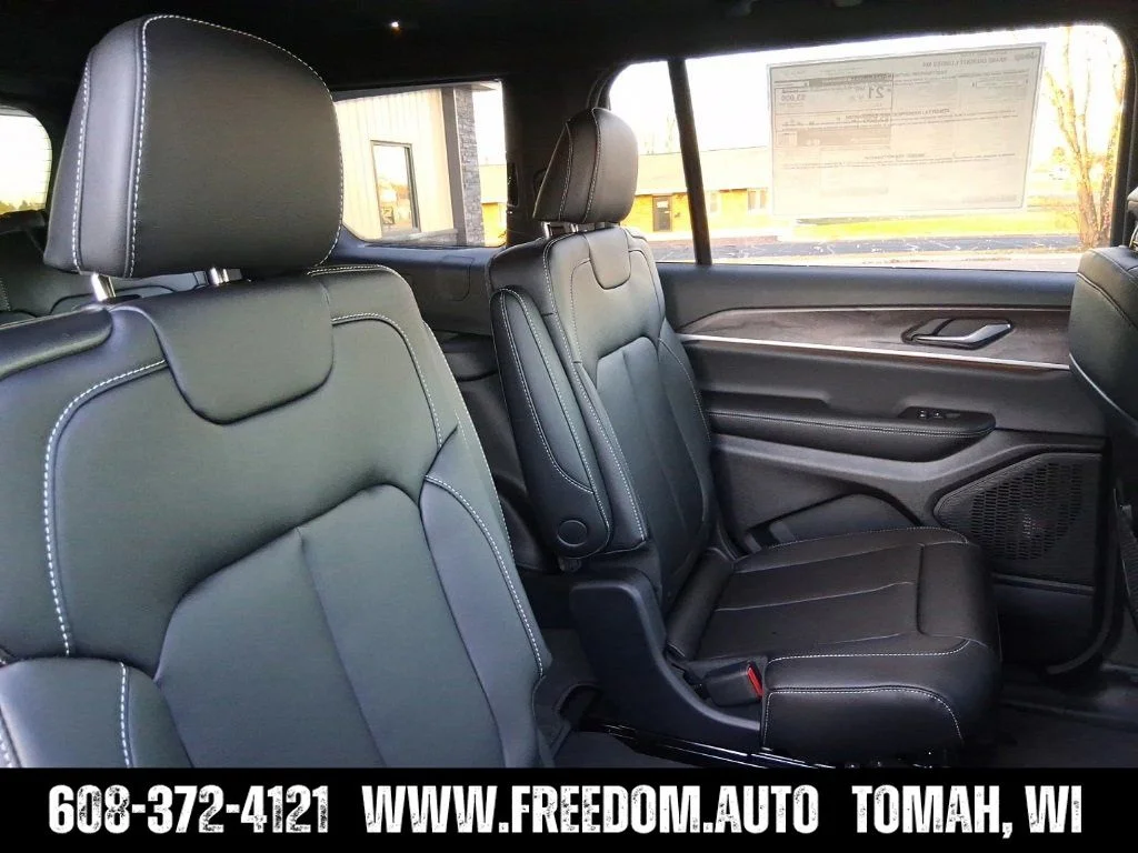 2025 Jeep Grand Cherokee L Limited - Photo 23