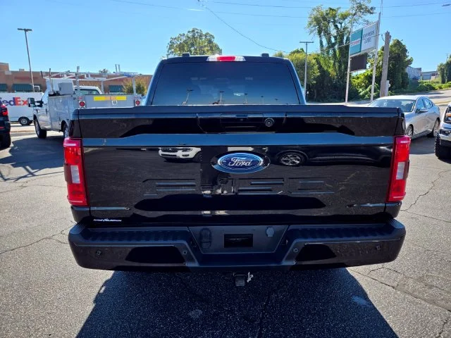 Used 2023 Black Ford XLT image 7