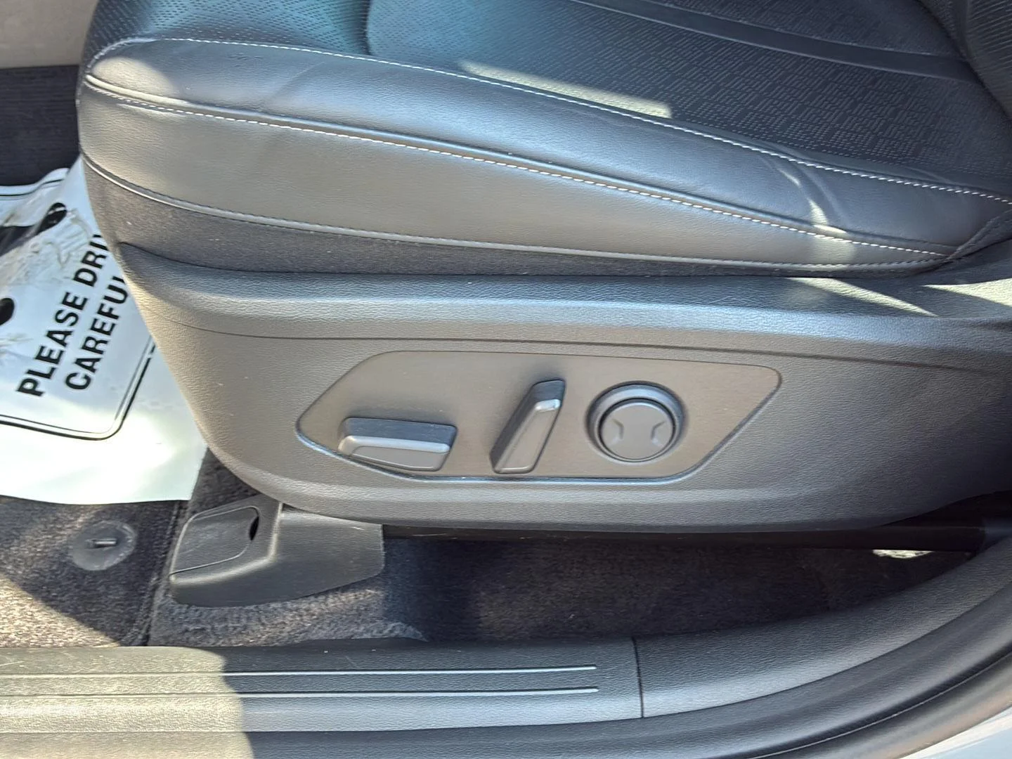Used 2023 Everlasting Silver Kia S image 13