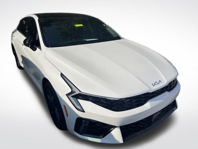 Used 2026 Snow White Pearl Kia GT image 9