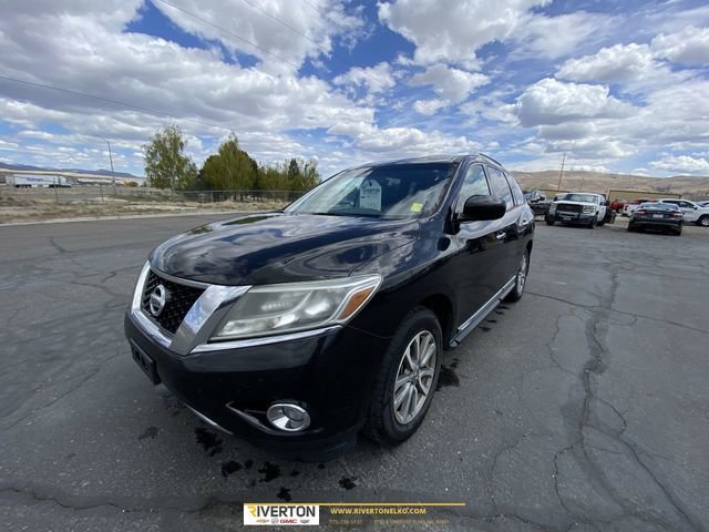 2016 Nissan Pathfinder SL 4WD's photo