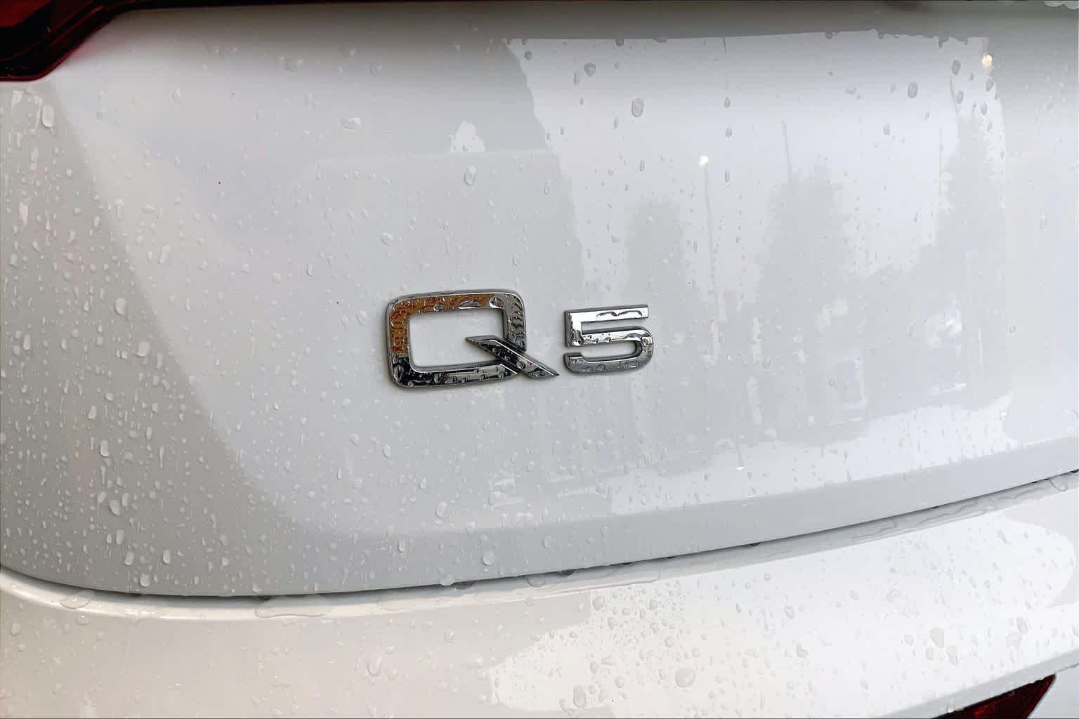 Used 2018 Ibis White Audi Premium Plus image 31