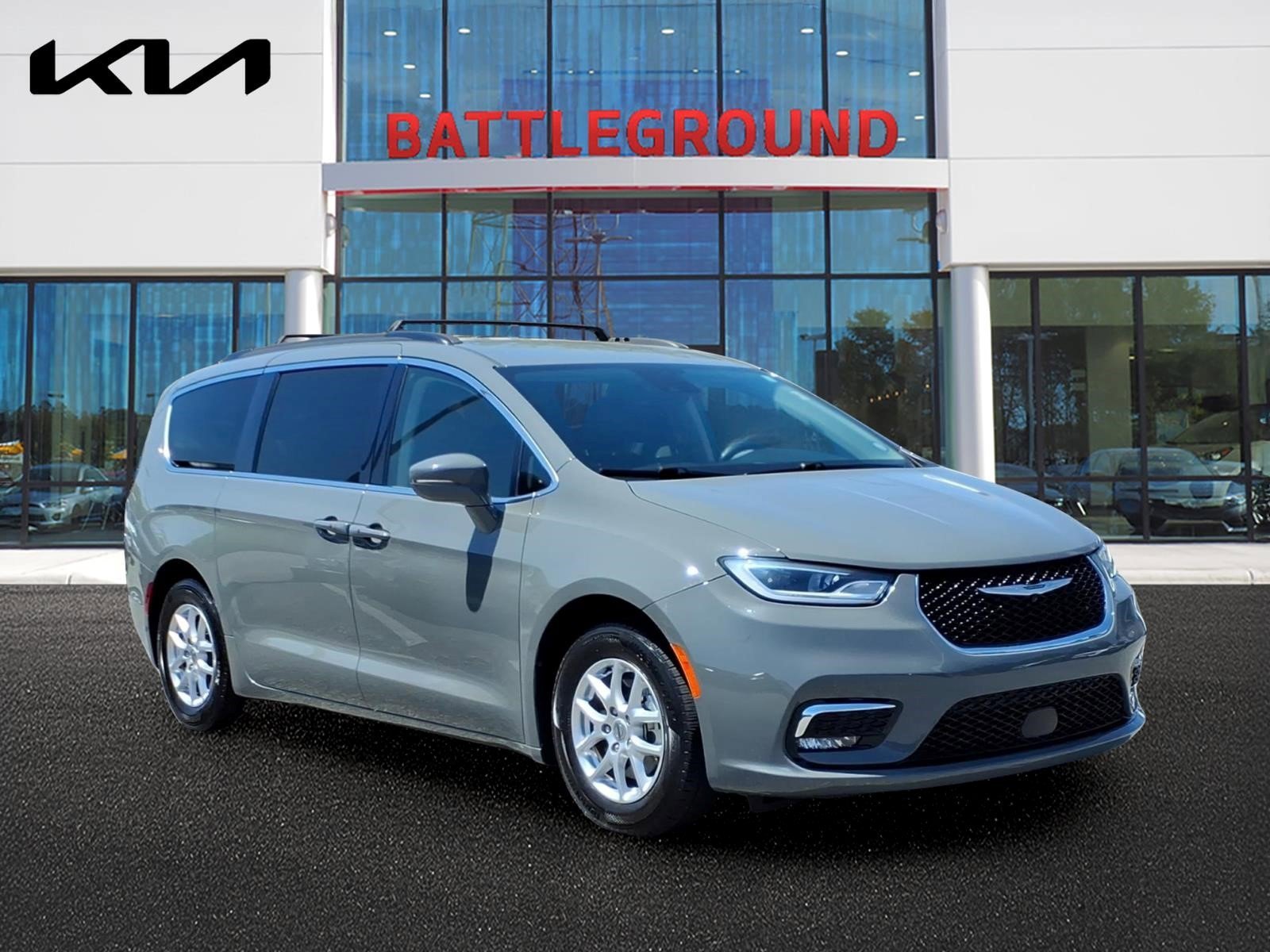2022 Chrysler Pacifica Touring L