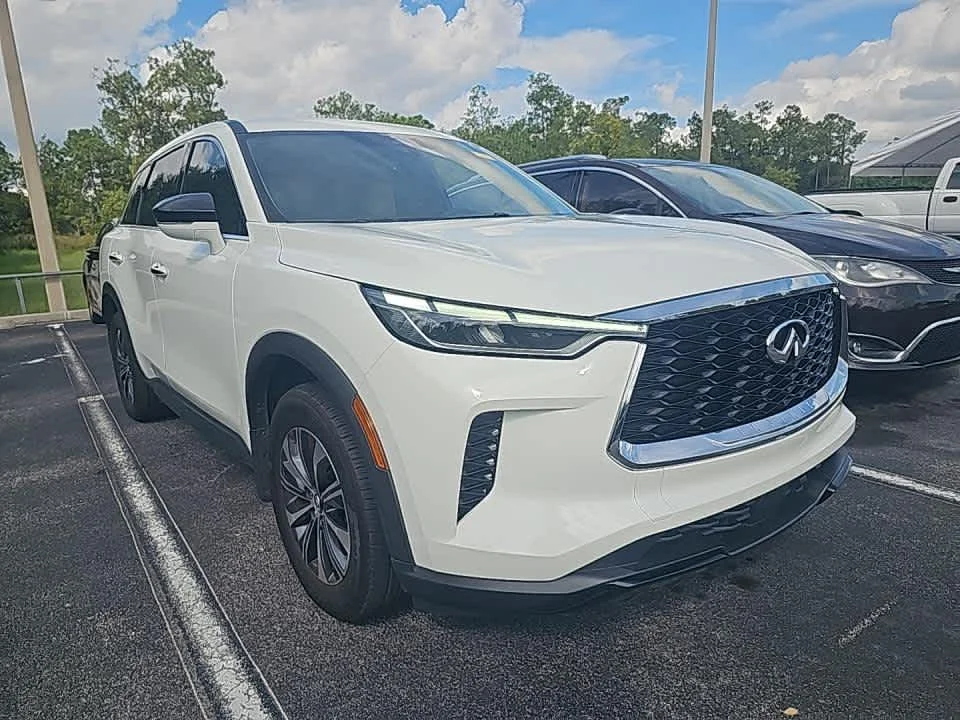 Certified Used 2024 Glacier White INFINITI PURE image 2