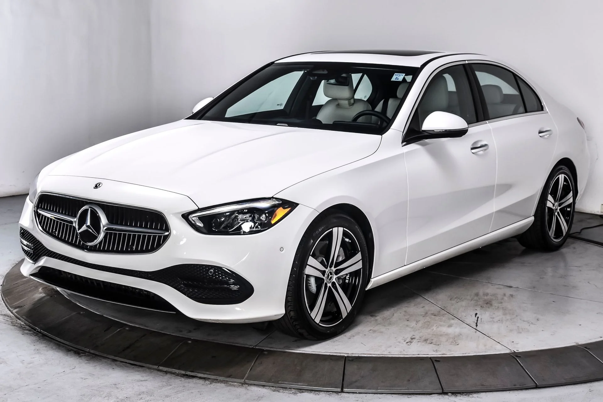 Used 2023 Polar White Mercedes-Benz C 300 image 2