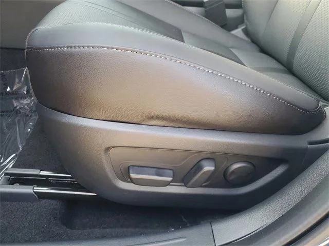 2026 Mazda CX-50 Premium Plus - Photo 19