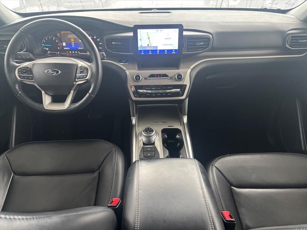 Used 2022 Black Metallic Ford XLT image 4