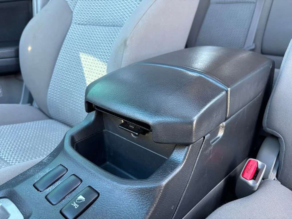 Used 2008 Silver Toyota SR5 image 31