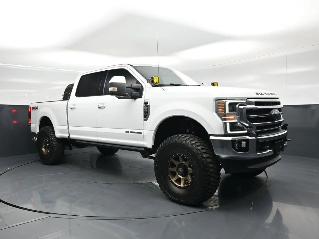 Used 2021 White Ford Lariat image 22