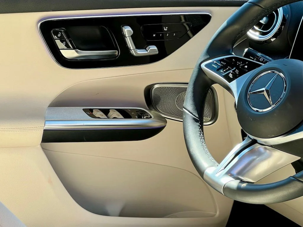 Certified Used 2026  Mercedes-Benz GLC 300 image 16