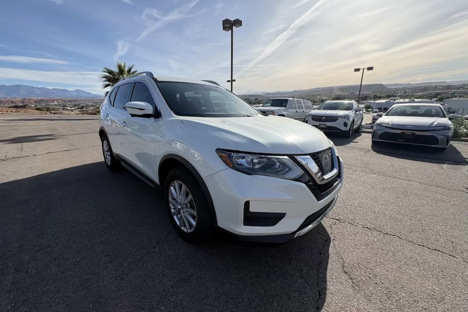 Used 2017 Pearl White Nissan SV image 8