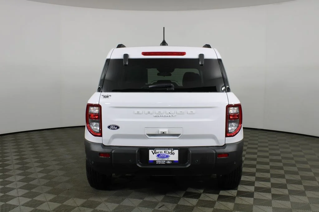 New 2026 White Ford Big Bend image 6
