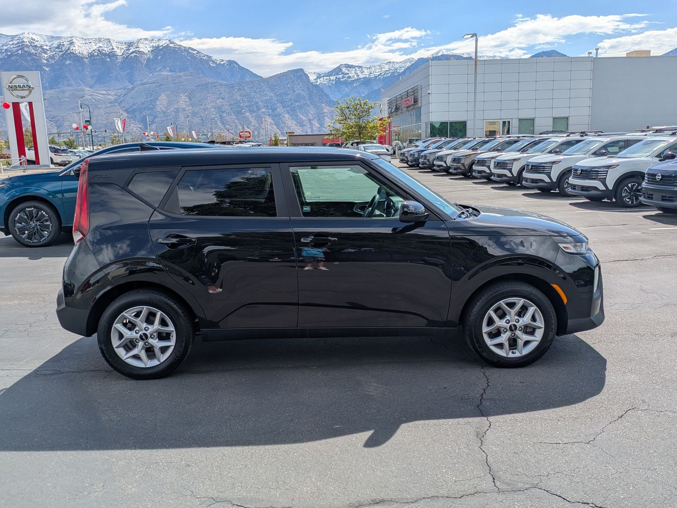 Used 2022 Kia Soul LX with VIN KNDJ23AU4N7806567 for sale in Mesquite, NV