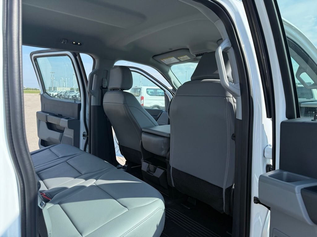 2026 Ford F-350 Super Duty XL - Photo 18