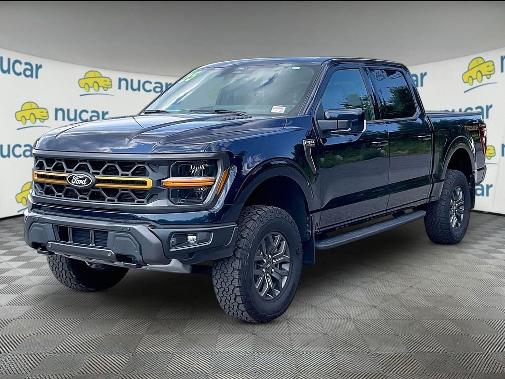 Used 2025 Antimatter Blue Metallic Ford Tremor image 3