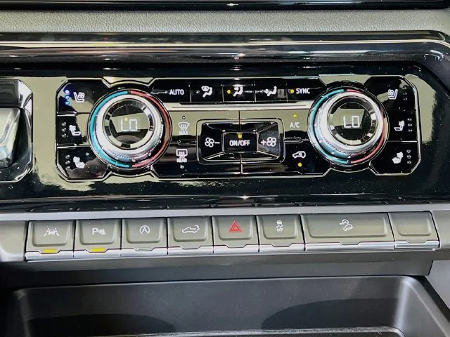 2026 GMC Sierra 1500 AT4 - Photo 11